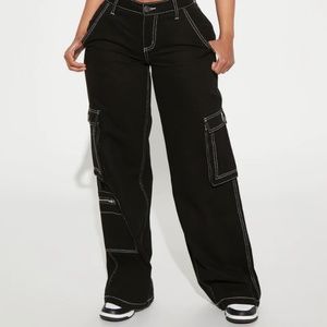 fashion nova-mid rise cargo jeans-black
